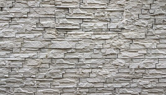 Czym uzupełnić stara cegłę?