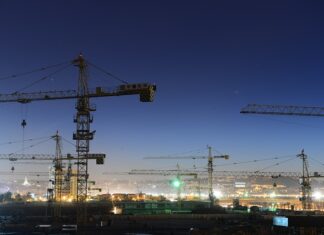 Jaką grubość podsypki pod kostkę?