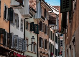 Jak rozwiązać kratownice? Jak rozwiązać kratownice?