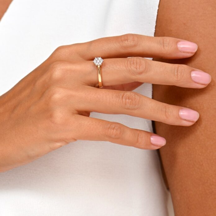 białe złoto Pierścionki